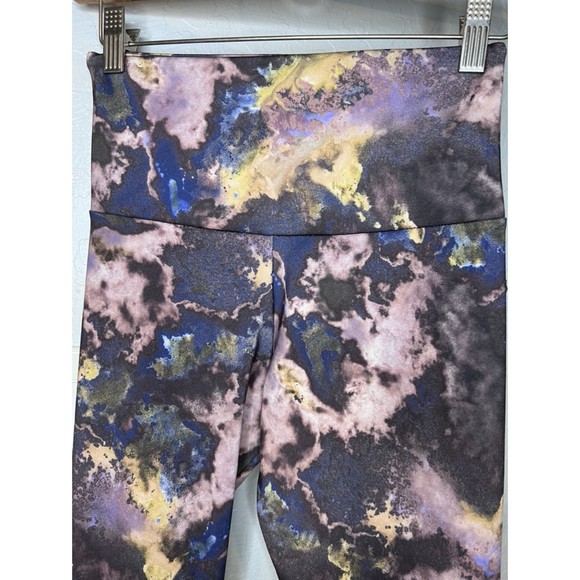 Onzie Multicolor Tie-Dye Leggings - Picture 10 of 10